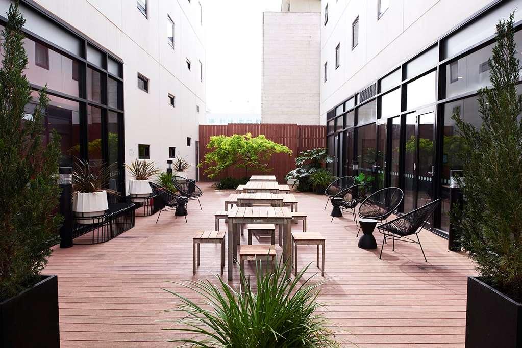 Essence Hotel Carlton Melbourne Exterior foto